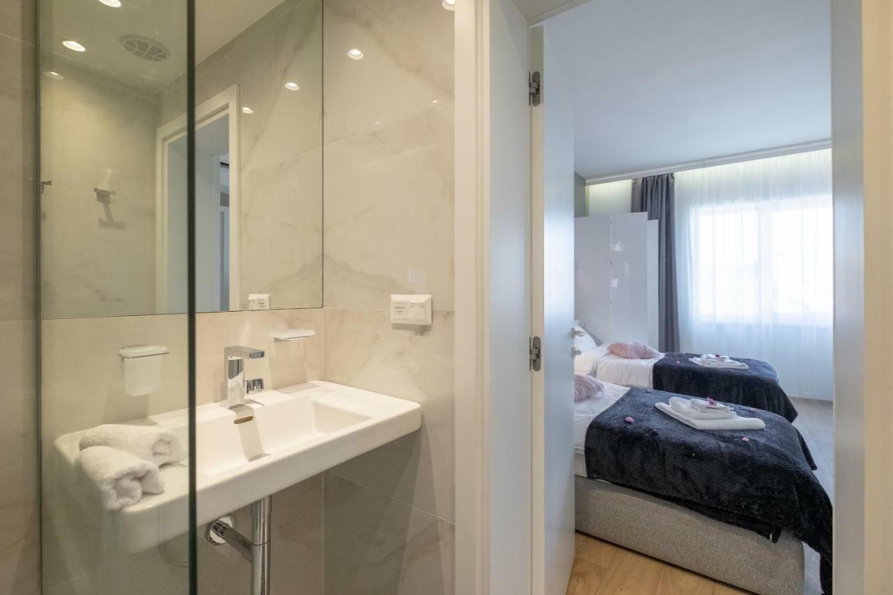 Vitosha Blvd Luxury 2-Bedroom, 2-Bathroom With Balcony Sofia Eksteriør bilde