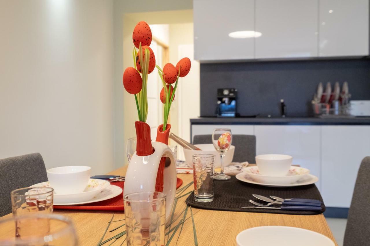 Vitosha Blvd Luxury 2-Bedroom, 2-Bathroom With Balcony Sofia Eksteriør bilde