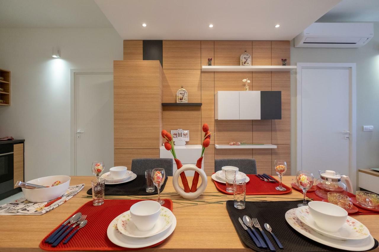 Vitosha Blvd Luxury 2-Bedroom, 2-Bathroom With Balcony Sofia Eksteriør bilde