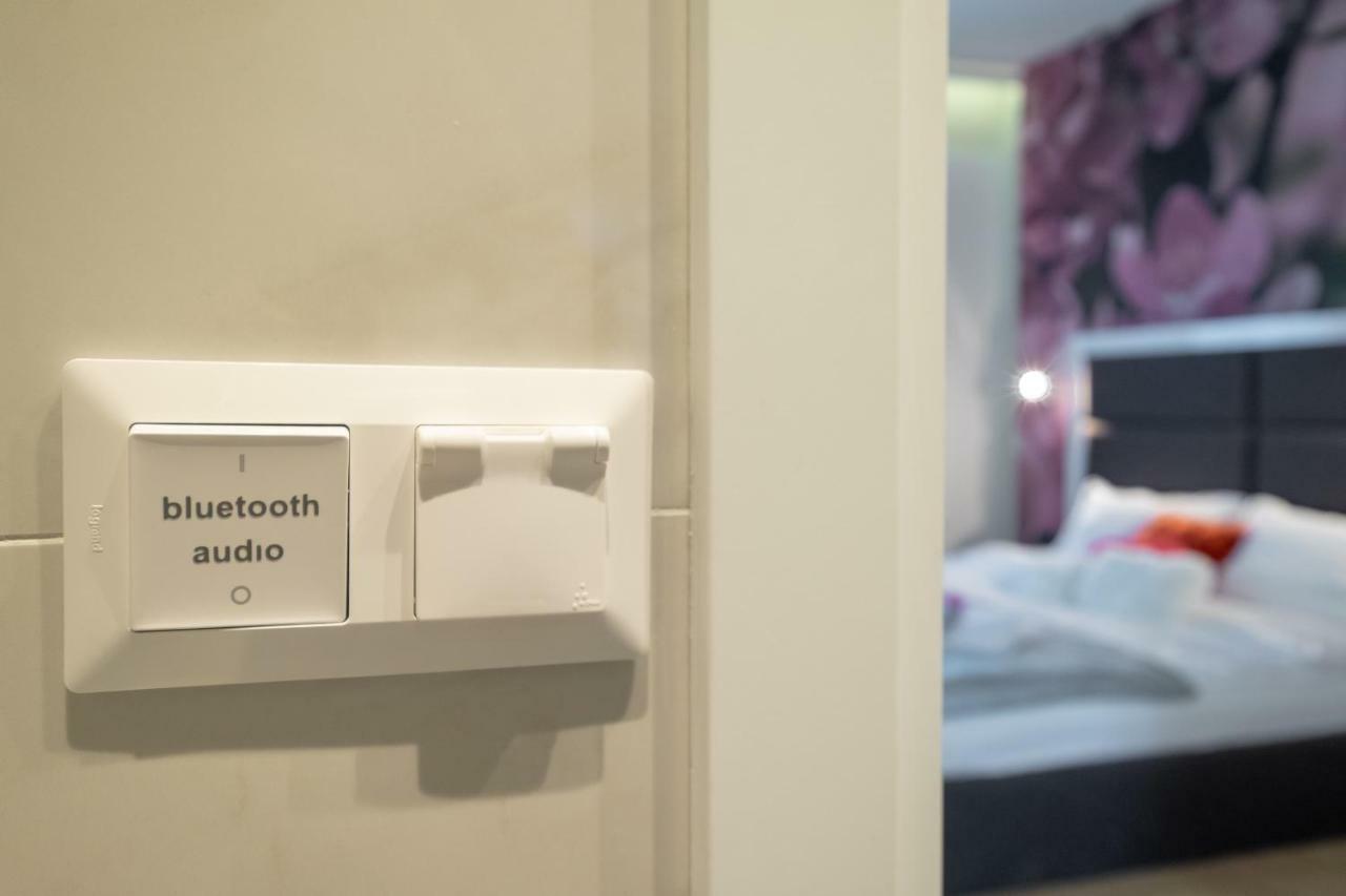 Vitosha Blvd Luxury 2-Bedroom, 2-Bathroom With Balcony Sofia Eksteriør bilde
